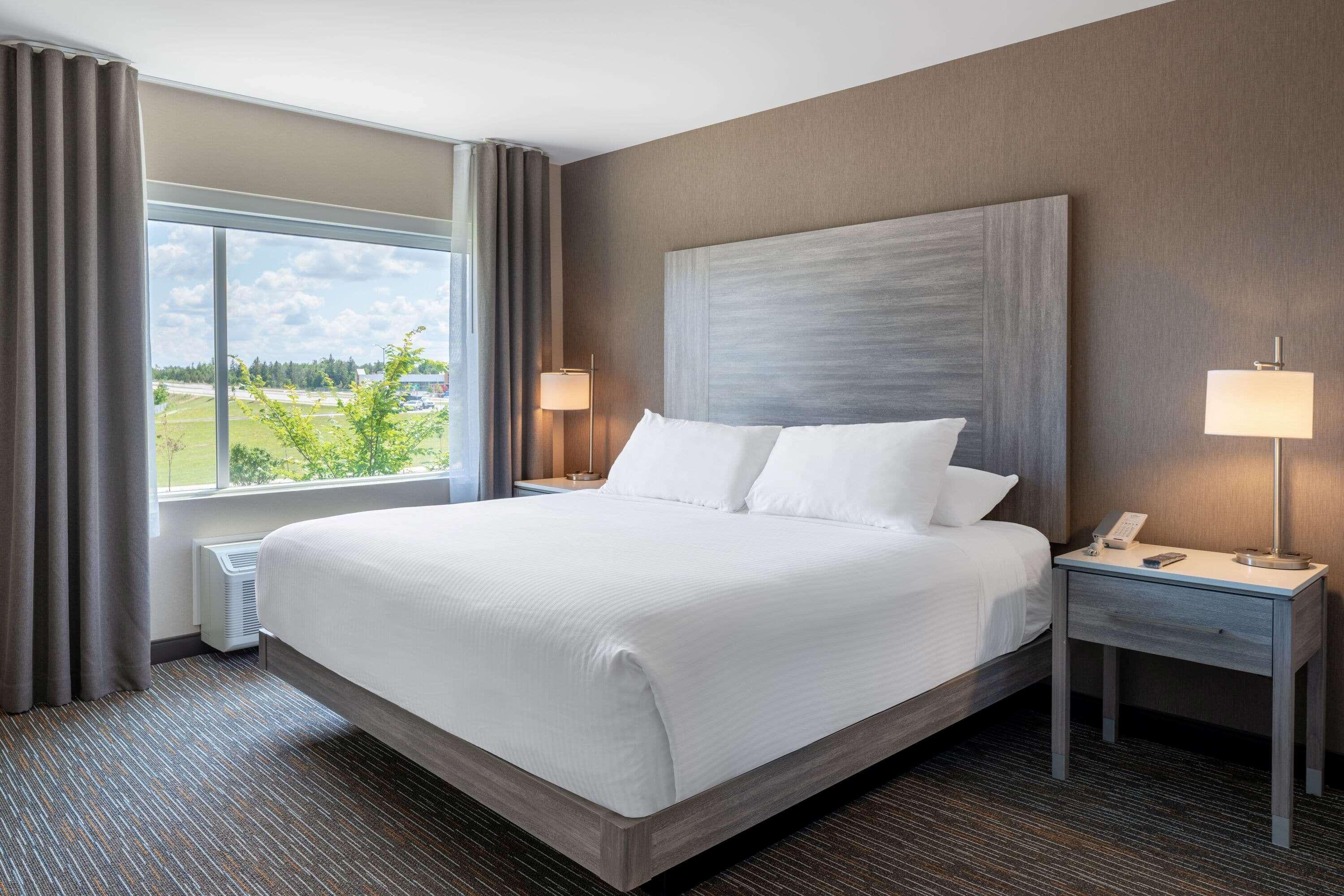 Wingate By Wyndham Kanata West Ottawa Exterior photo