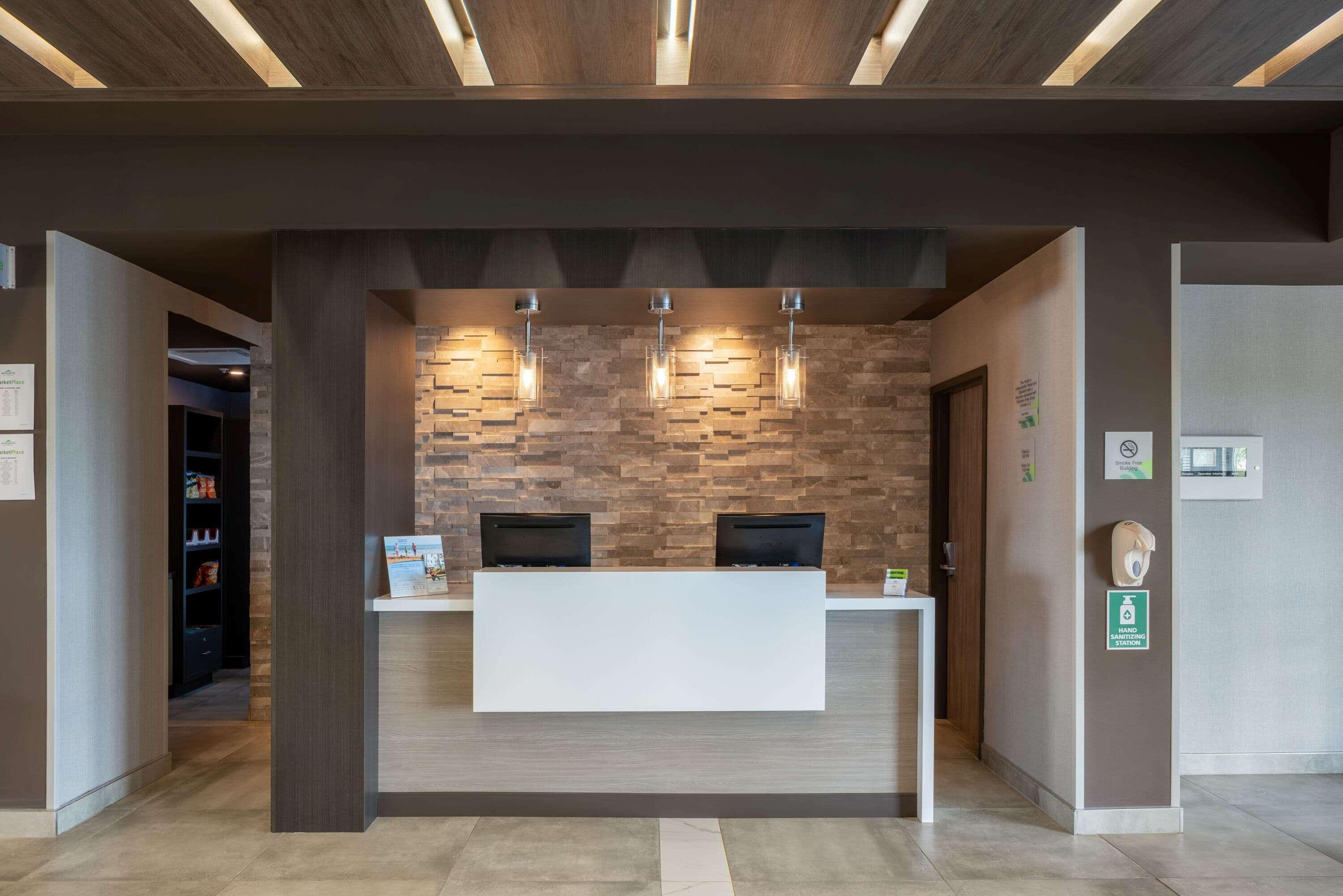 Wingate By Wyndham Kanata West Ottawa Exterior photo
